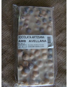 Xocolata Blanca amb Avellanes Caramel-litzades tb 200gr.
